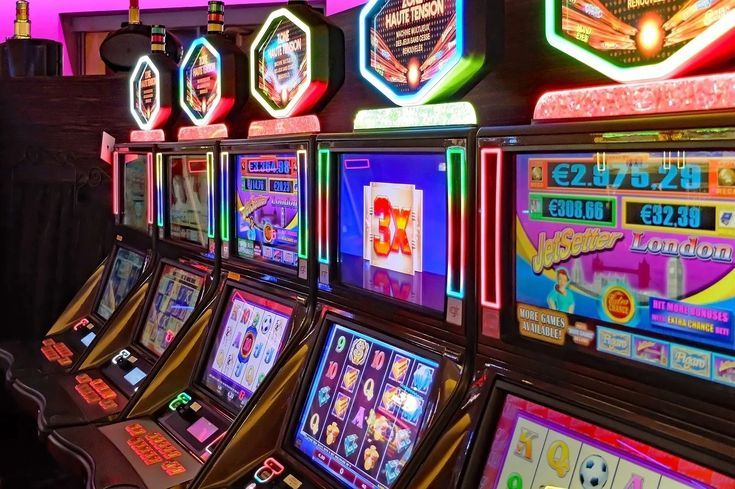 Lucky Jackpot سائٹ کے لیے آن لائن گیمز فراہم کرنے والے
